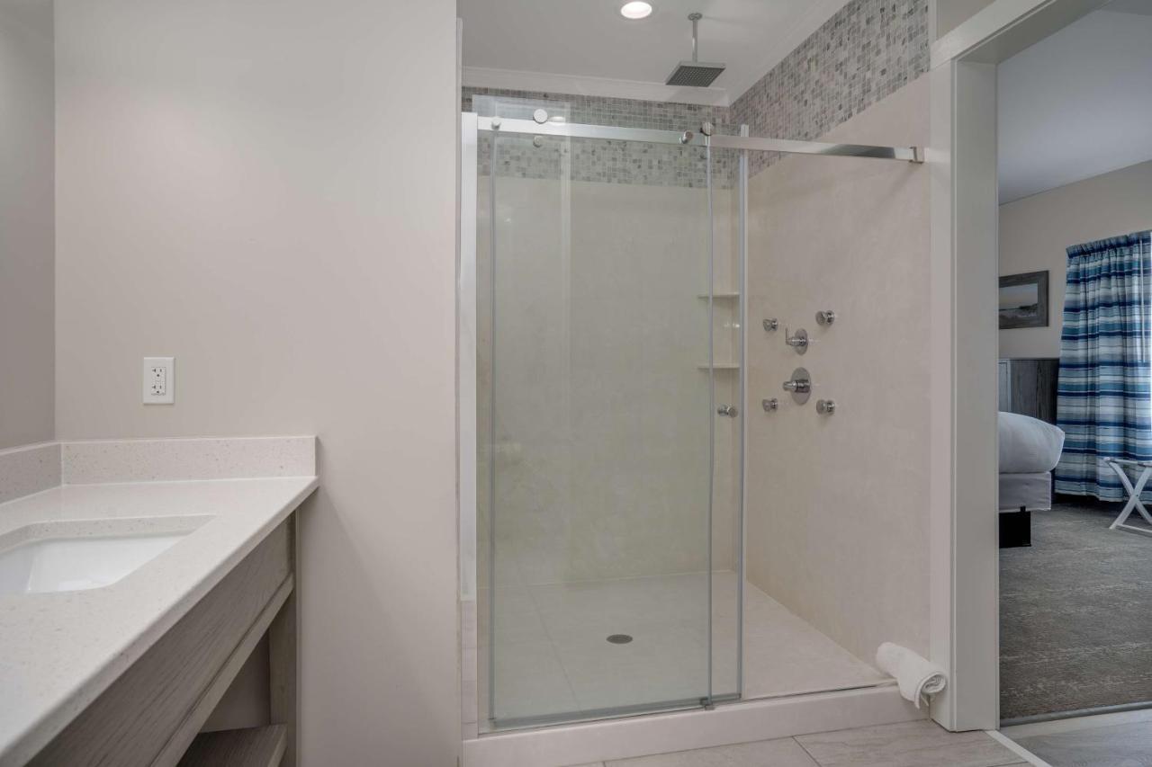 Lighthouse Suites - Best Western Signature Collection Emerald Isle Exteriér fotografie